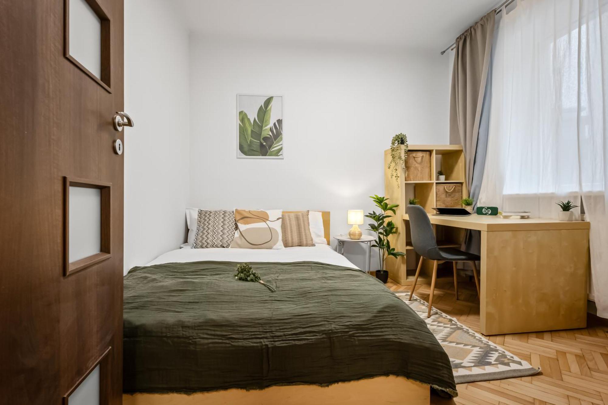 Earthy Escape - Central Apt With Balcony Букурещ Екстериор снимка